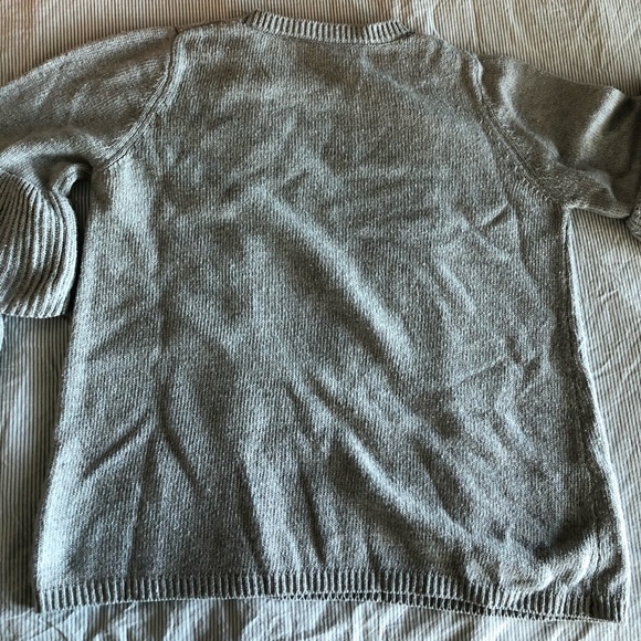 Ruffle sleeve sweater - Picture 3 of 3